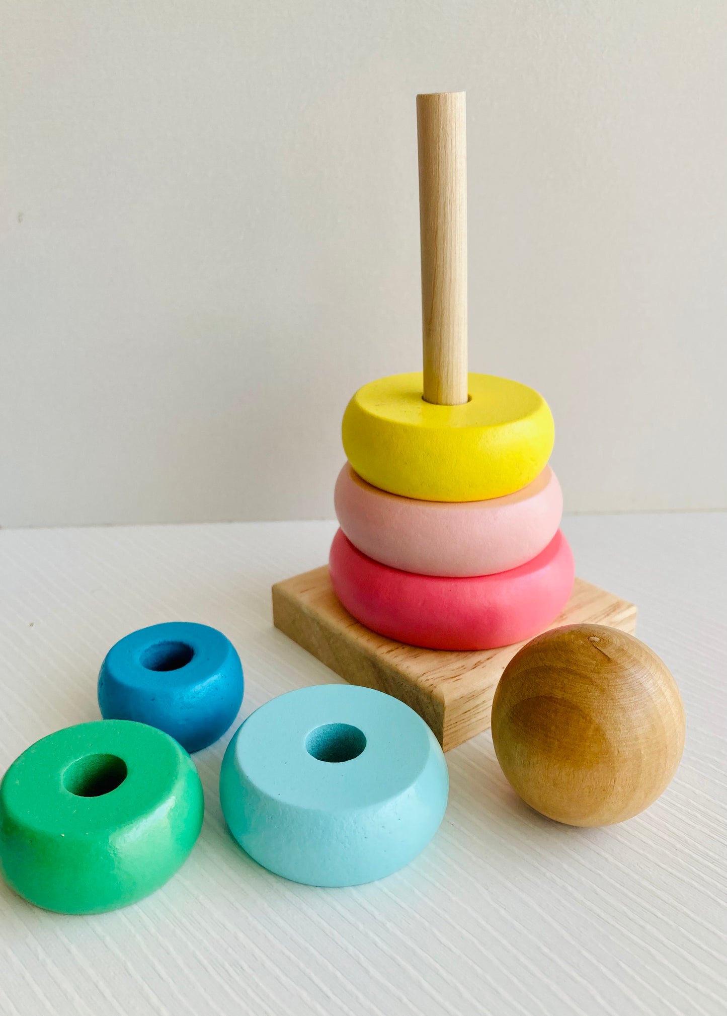 Juego apilable de madera